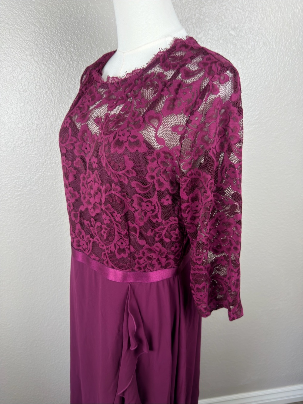 NWOT Miusol Deep Plum Lace-Top Long Sleeve Maxi Dress,XL - Picture 4 of 10